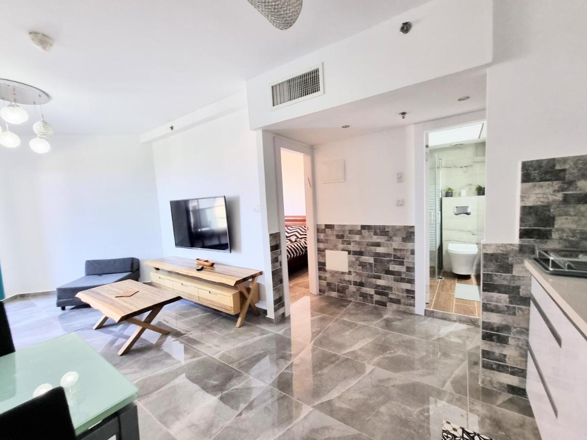 Tiberias Apartment Exterior photo